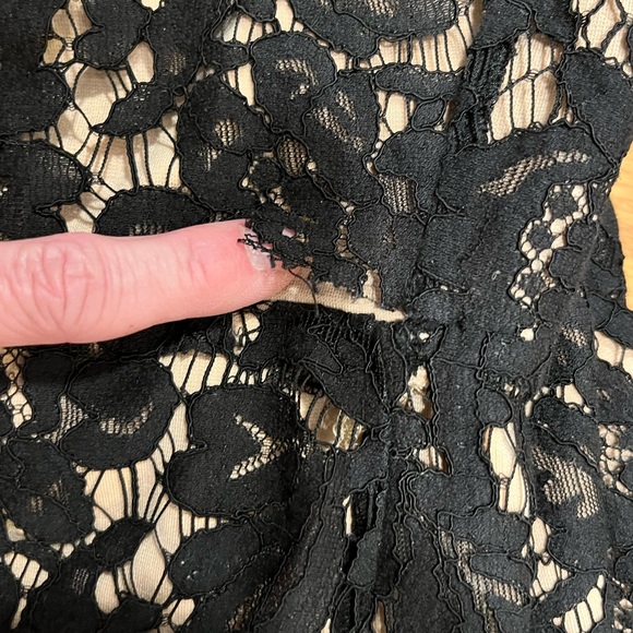 ASTR Black High Neck Sleeveless Sexy Lace Mini Dress Black and Beige Size Medium - Picture 8 of 9